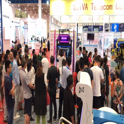 vr體驗(yàn)館加盟多少錢需要哪些方面投資 vr游戲設(shè)備一套多少錢怎么選擇？