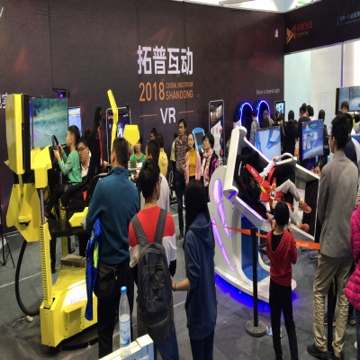 開一家vr體驗(yàn)店大概多少錢，需要多少平方場(chǎng)地呢？